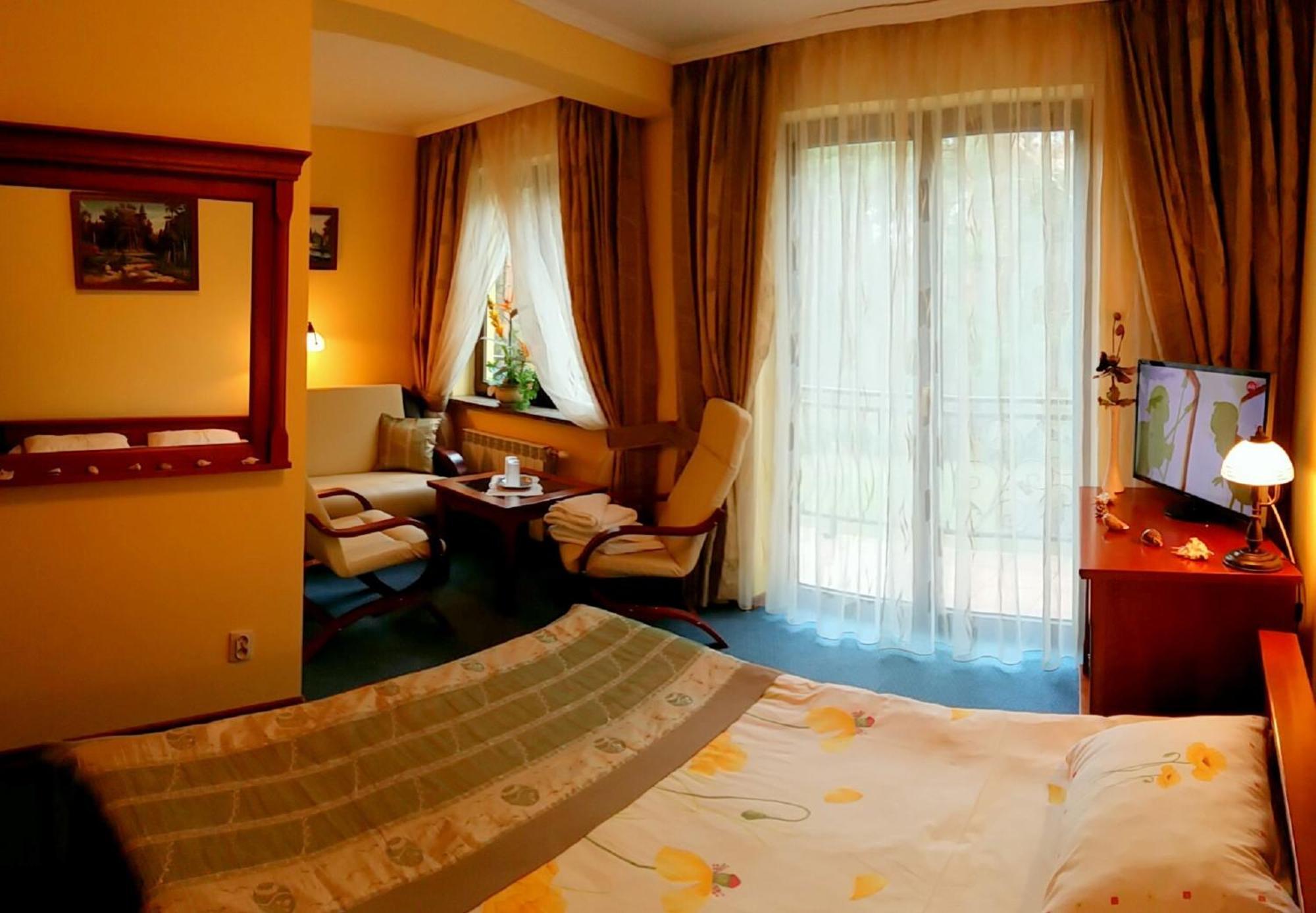 Hotel Spinaker Łeba Dış mekan fotoğraf