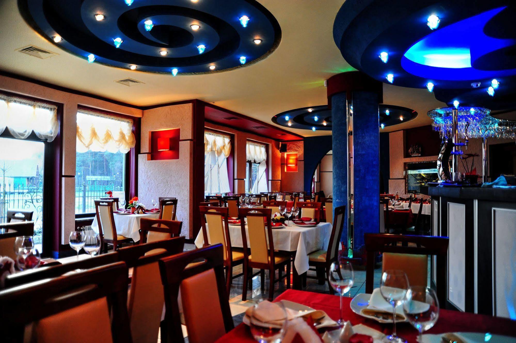 Hotel Spinaker Łeba Dış mekan fotoğraf
