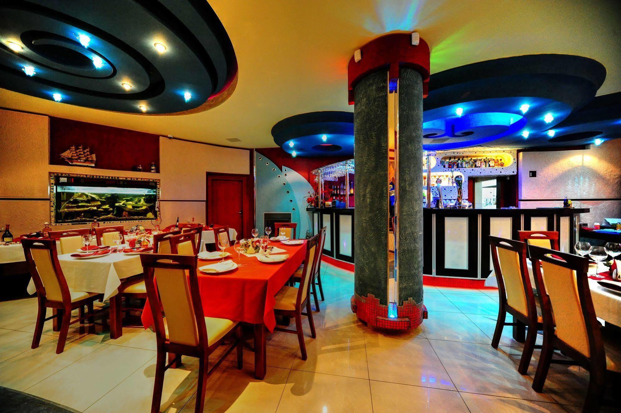 Hotel Spinaker Łeba Dış mekan fotoğraf