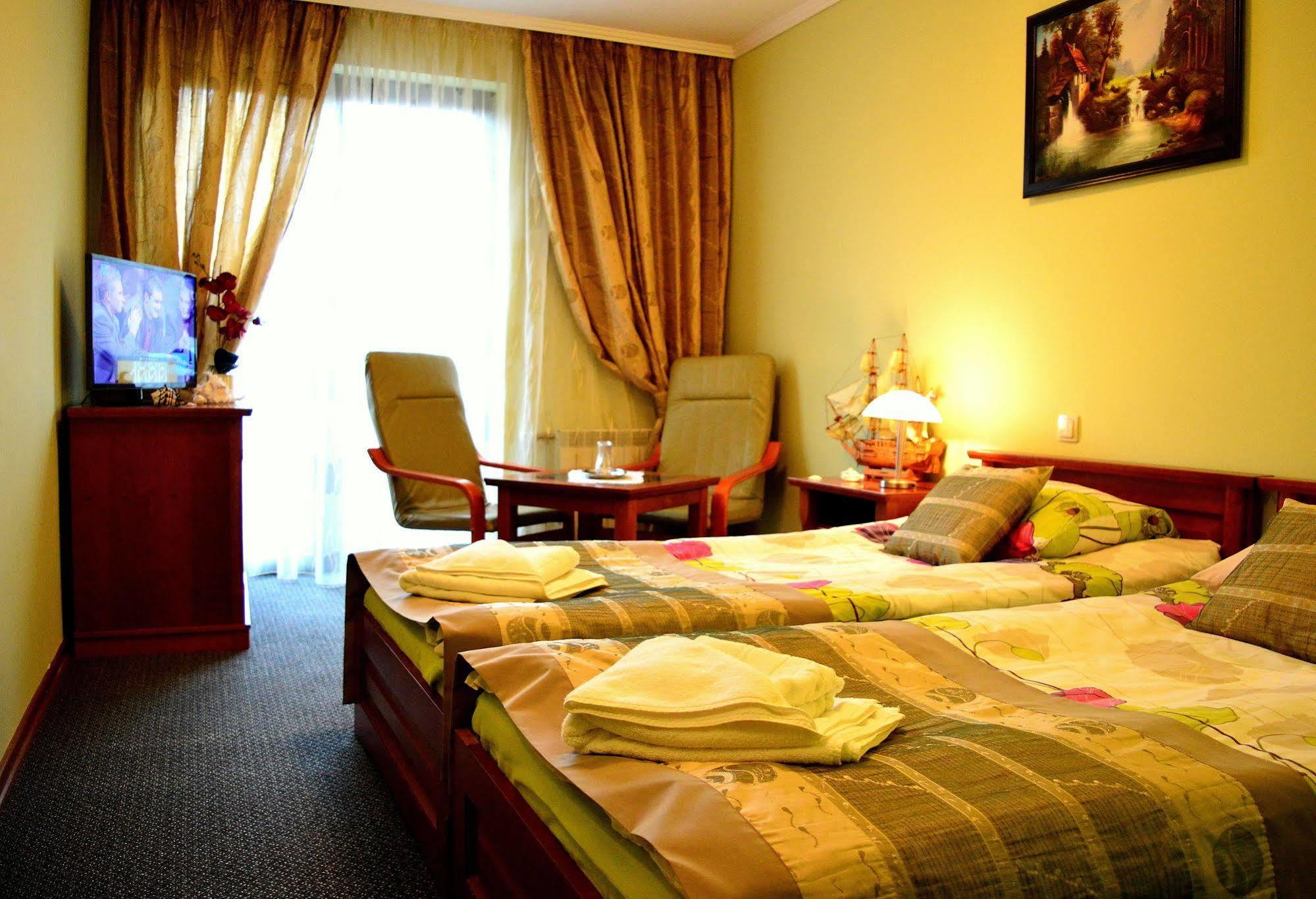 Hotel Spinaker Łeba Dış mekan fotoğraf