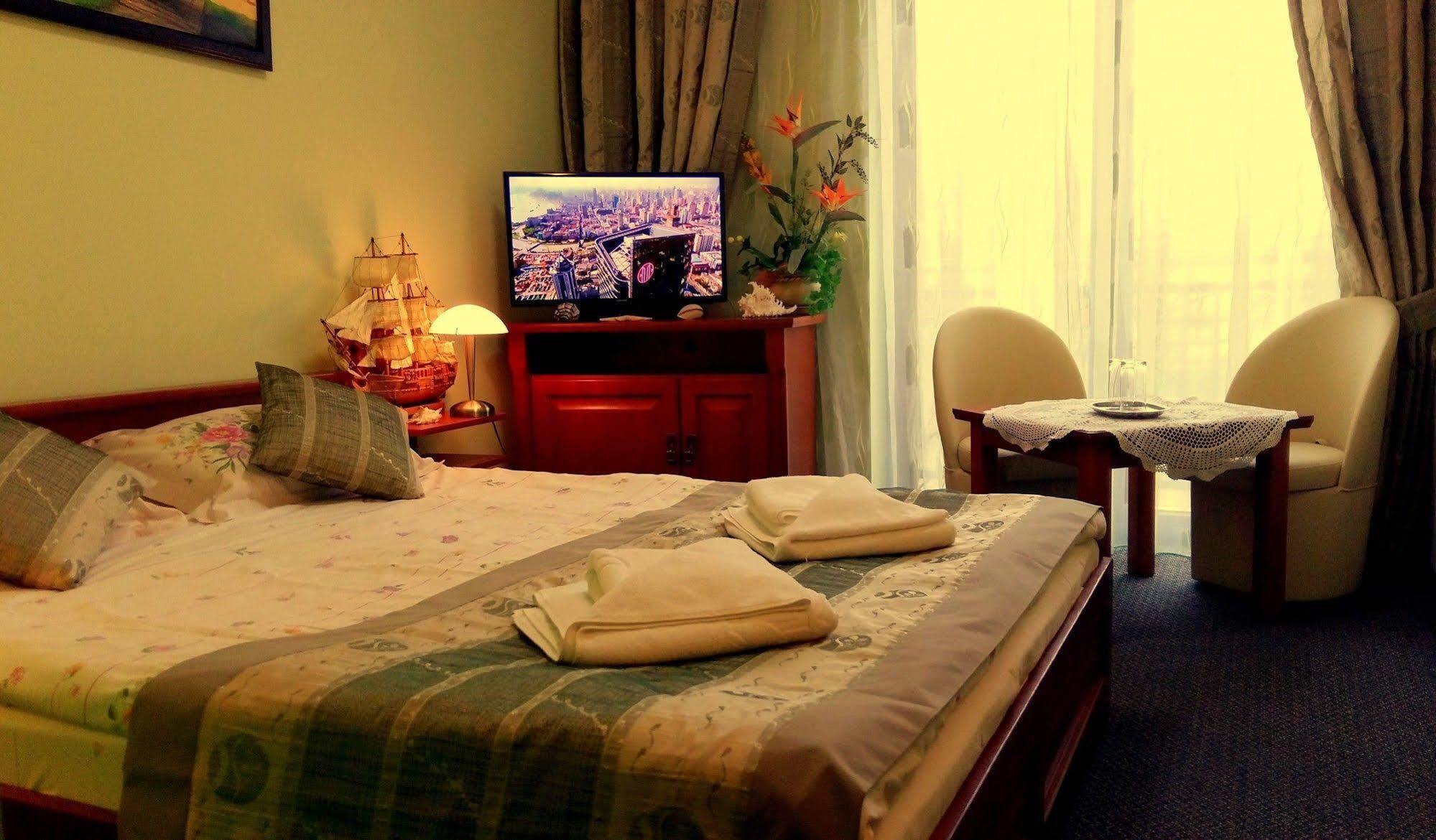 Hotel Spinaker Łeba Dış mekan fotoğraf