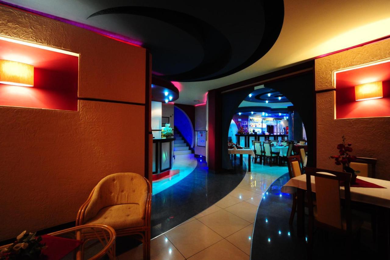 Hotel Spinaker Łeba Dış mekan fotoğraf